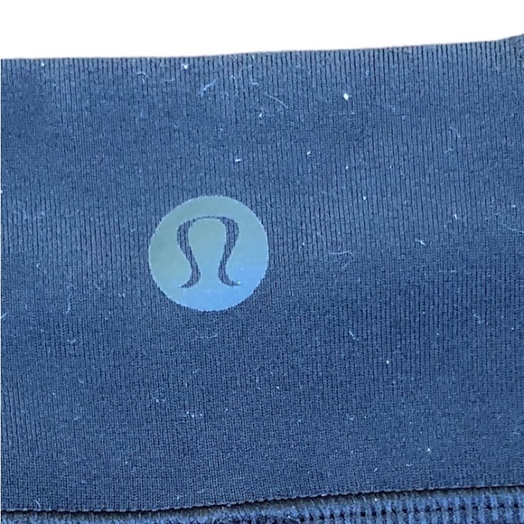 Lululemon Ladies Crops - Picture 4 of 5